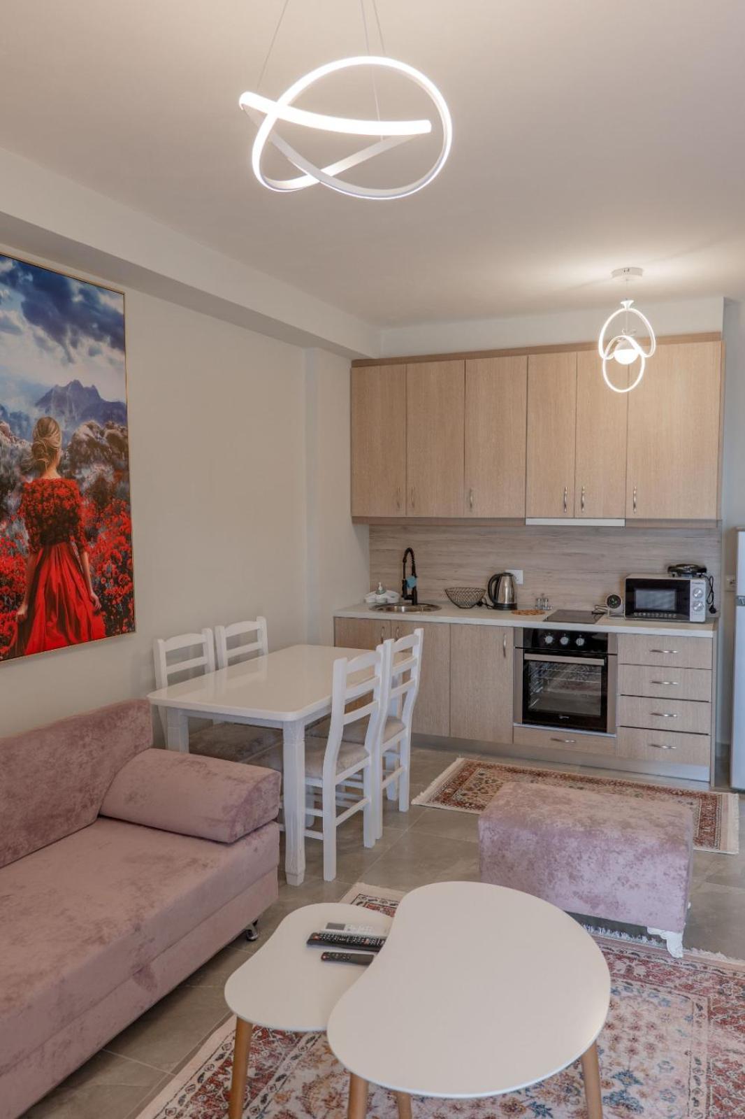Esel Apartments Sarandë Eksteriør billede