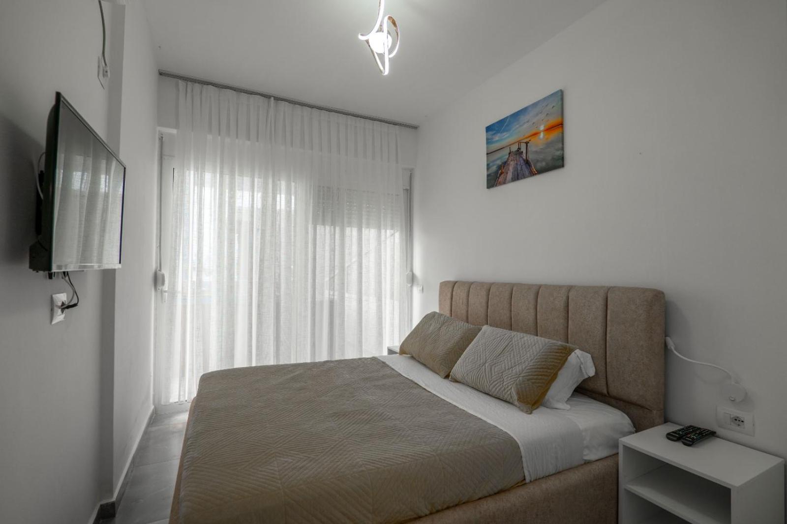 Esel Apartments Sarandë Eksteriør billede