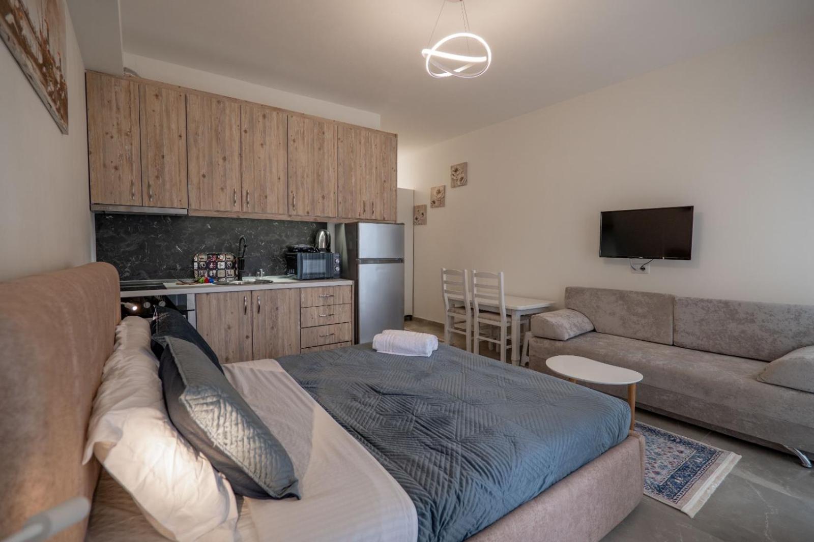 Esel Apartments Sarandë Eksteriør billede