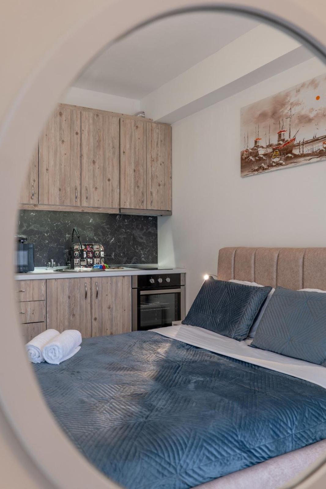 Esel Apartments Sarandë Eksteriør billede