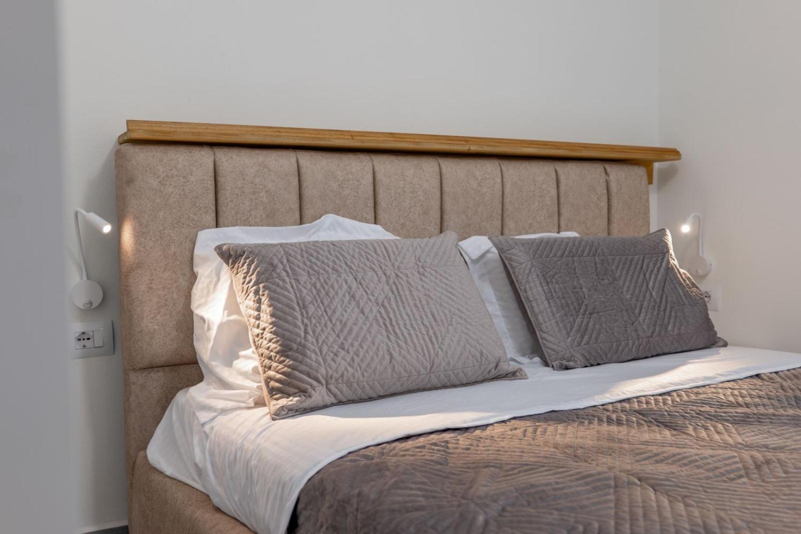 Esel Apartments Sarandë Eksteriør billede